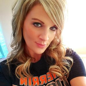 Meet your Posher, Christina